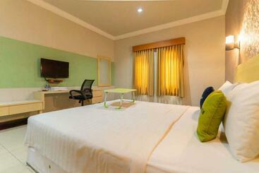 هتل Urbanview  Raja Jambi