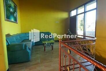 هتل Bromo Indah Lestari Homestay Mitra Reddoorz