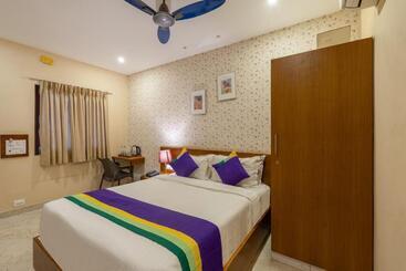 בית מלון כפרי Treebo Premium Villa Escape In With Pool View