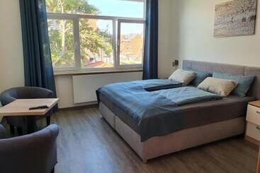 بنسيون Inselkern Einraum Apartments