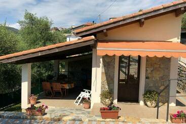 تختخواب و صبحانه Casa Vacanze Uliveto