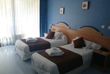 Brit Hotel Du Ban