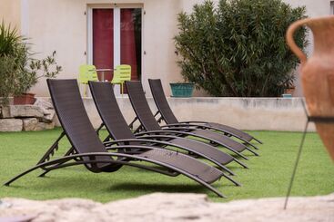 아파트호텔 The Originals City, Hôtel Le Village Provençal, Aixenprovence Nord