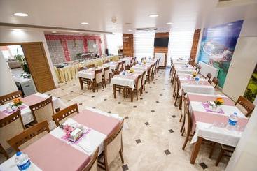 בית מלון כפרי Adnan Bey