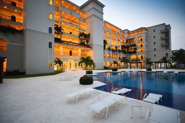 هتل The Landmark Resort Of Cozumel