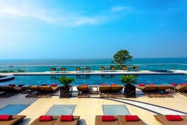 Hotel The Sanctuary Resort Pattaya, Bw Signature Collection