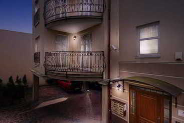 Bianca Apartments