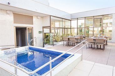 هتل Esuites Sion  Savassi