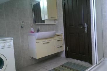 هتل Partmezzo Apart