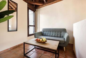 Urban Suites Granada