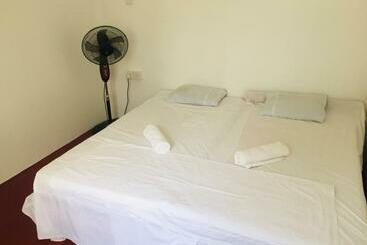 هاستل Bohemian Beach Weligama