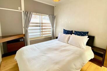 مبيت وإفطار Togari Inn Suites