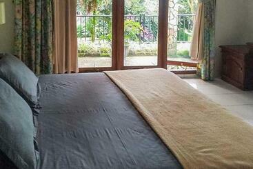 Szálloda Villa Eco Resort Redpartner