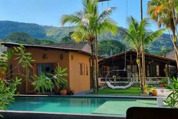 Hostel Txai Juquehy