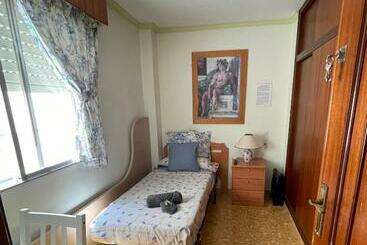 ユースホステル Habitaciones En Gandia A 5 Min Del Centro Histórico