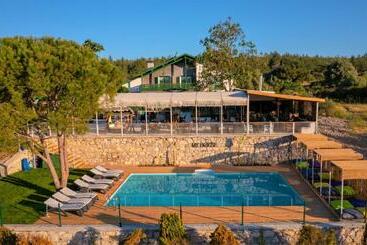 هتل My House Urla