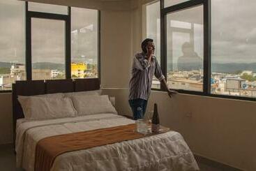 هاستل Olan´s Hotel Group