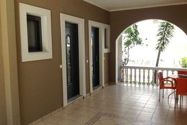 هتل Maria Apartments