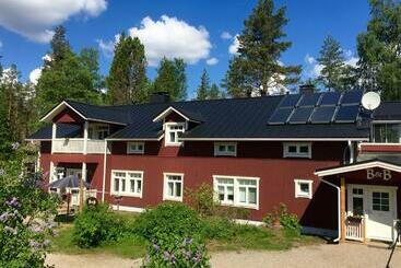 ベッドアンドブレックファースト Purola Farm Guesthouse