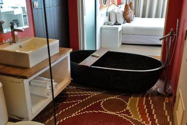 Batik Boutique Hotel