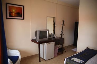 هتل Beach Club Resort