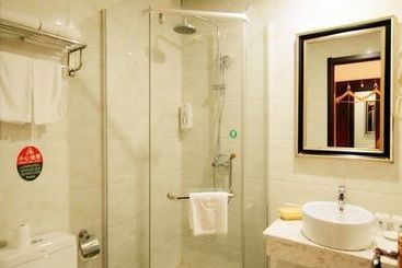هتل Greentree Inn Chongqing North Railway Station Expr