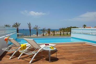 King Evelthon Beach Hotel & Resort - Paphos