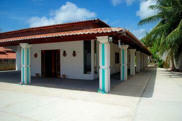 Casa Perto Da Praia Canto Da Barra Em Fortim Ce - Fortim