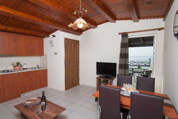 هتل Castello Apartments