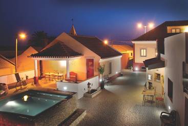 בית מלון כפרי Artvilla