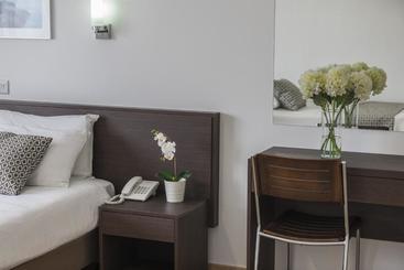 هتل Costantiana Beach Apartments