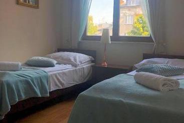 مسافرخانه P&j Apartments Florianska