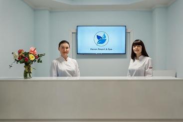 هتل Devon Medical & Spa