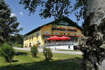 Café Pension Kristall