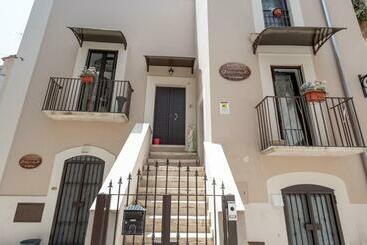 Il Borgo Antico B & B