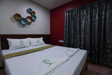 ホテル The Ideal Nest Kumbakonam