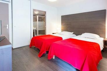هتل Vacanceole  Les Chambres De La Baie