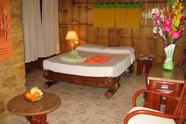 هتل Dream Native Resort