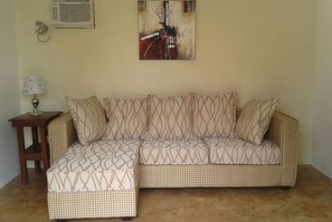 هتل Panglao Palms Apartelle