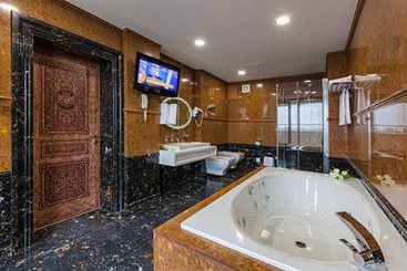 هتل Royal  Spa & Wellness
