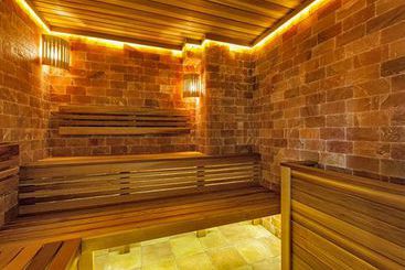 هتل Royal  Spa & Wellness