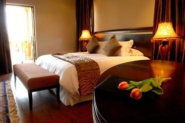 Velmore Hotel & Spa