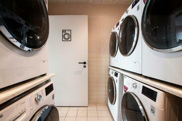 هاستل Hugo Apartment