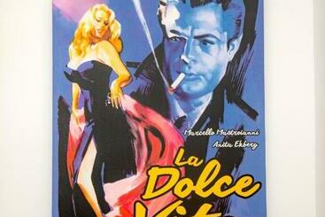 تختخواب و صبحانه La Dolce Vitas