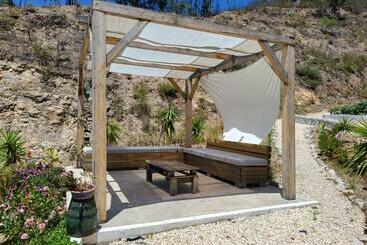 تختخواب و صبحانه Casa Rochinha