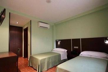 Hostal Avenida Barajas
