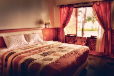 هتل Bintan Cabana Beach Resort