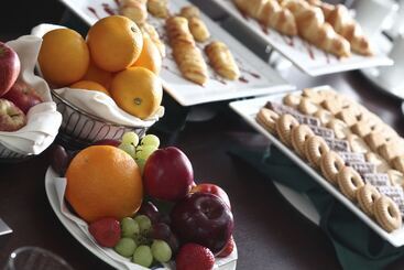 Hotel Park Grand Heathrow