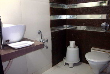 Purohit S Hotel Raj