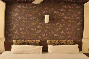 Purohit S Hotel Raj